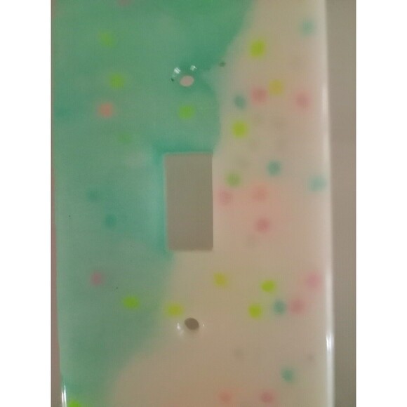 Handmade Resin Light Switch Cover  Green & White Modern Home Decor New - Picture 2 of 3